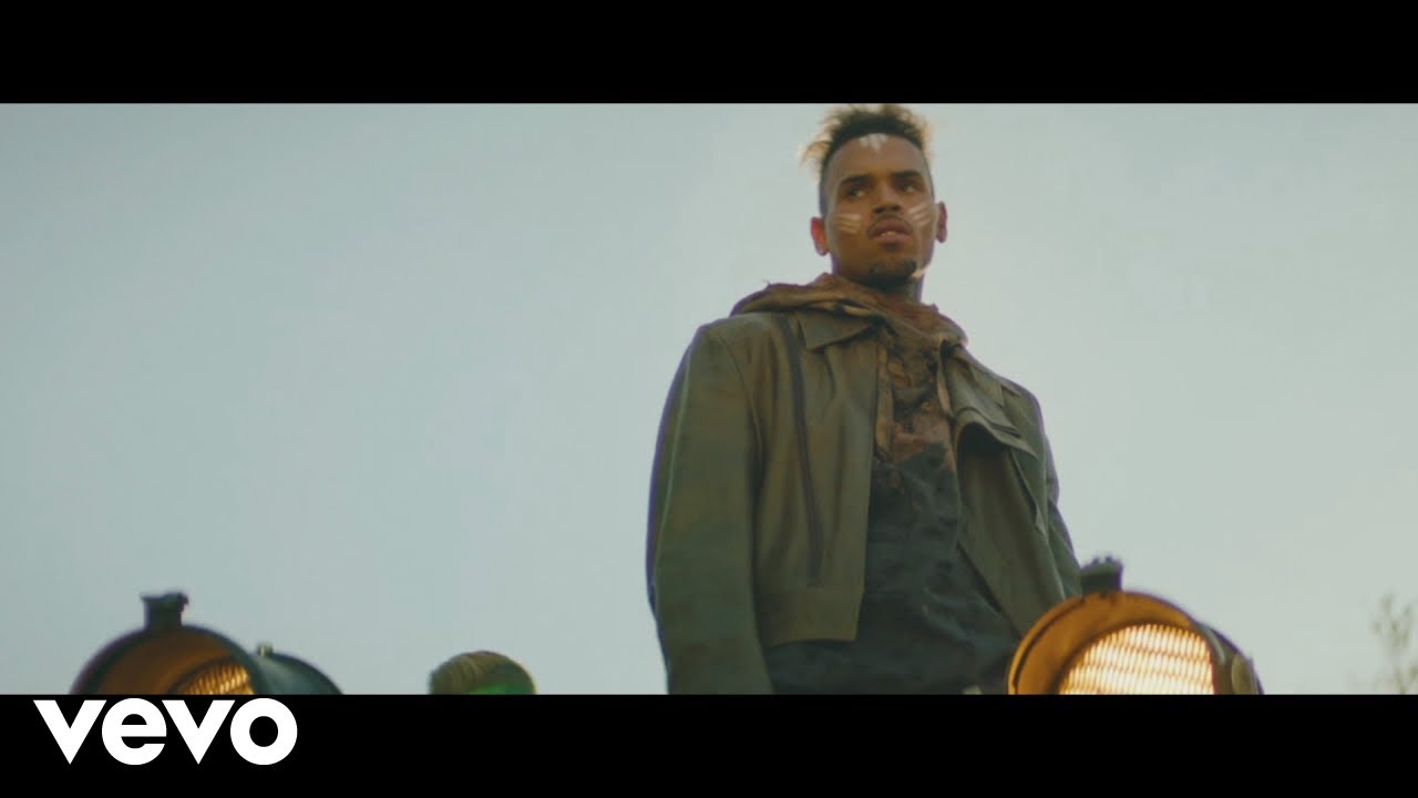 CHRIS BROWN – Tempo