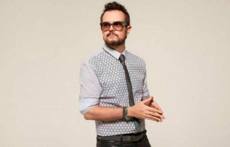 Alex Syntek llama al Reggaeton «Música Pornográfica»