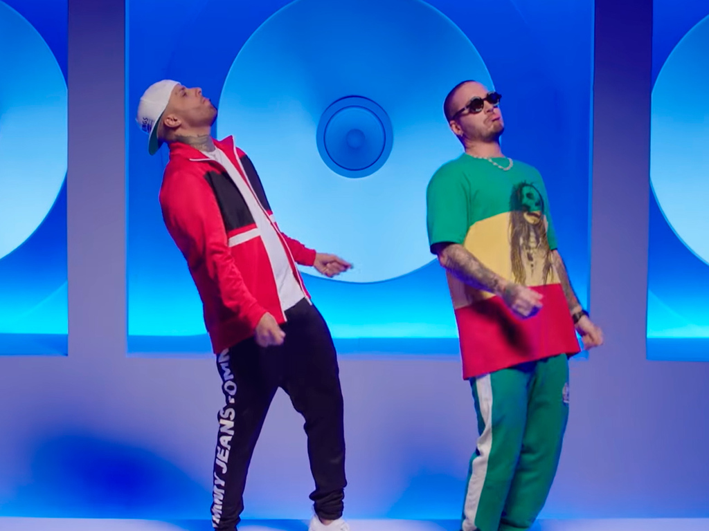 J Balvin obligó a Nicky Jam a usar ropa de color en el video “EQUIS”