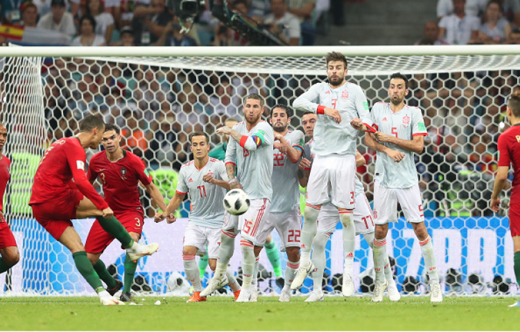 Cristiano, cuarto jugador que marca en cuatro Mundiales