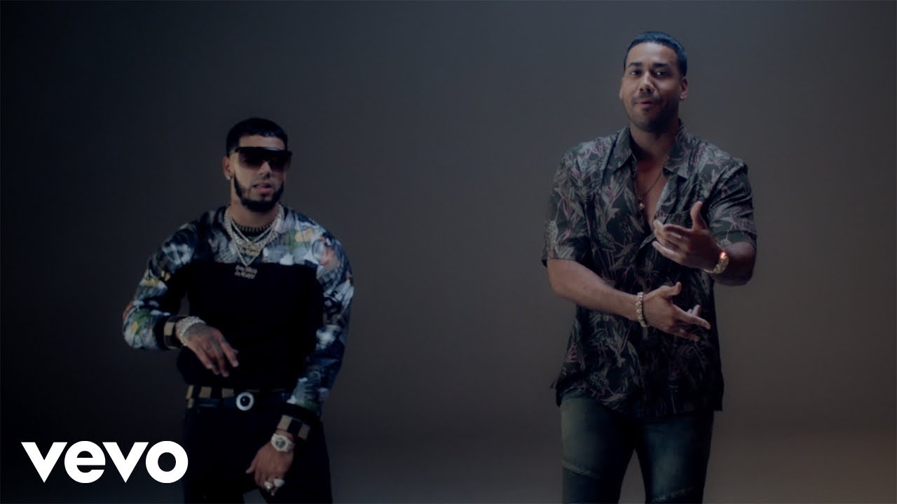 ANUEL AA ft. ROMEO SANTOS – Ella quiere beber (Remix)