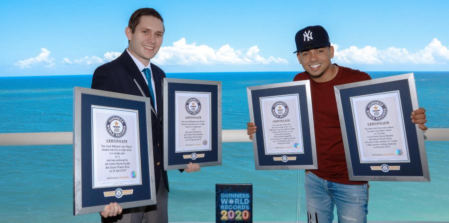 OZUNA establece cuatro Guinness World Records