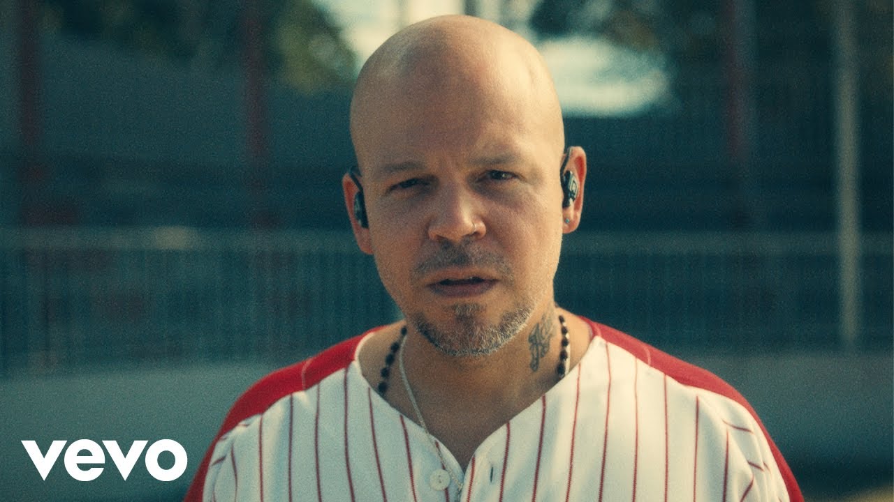 RESIDENTE – René